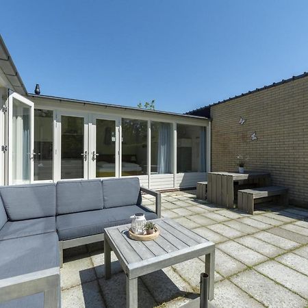 Cozy Bunglow With Garden Sint Maartensvlotbrug Bagian luar foto