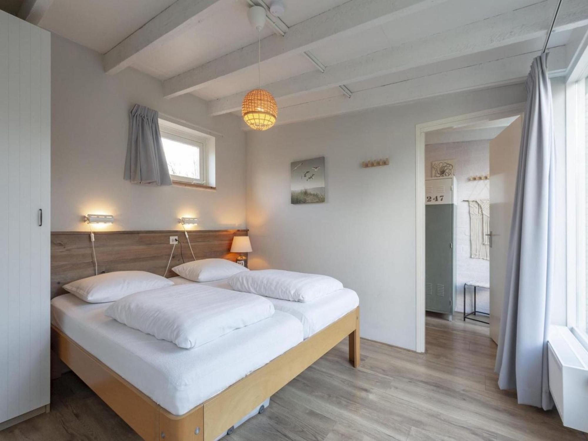 Cozy Bunglow With Garden Sint Maartensvlotbrug Bagian luar foto