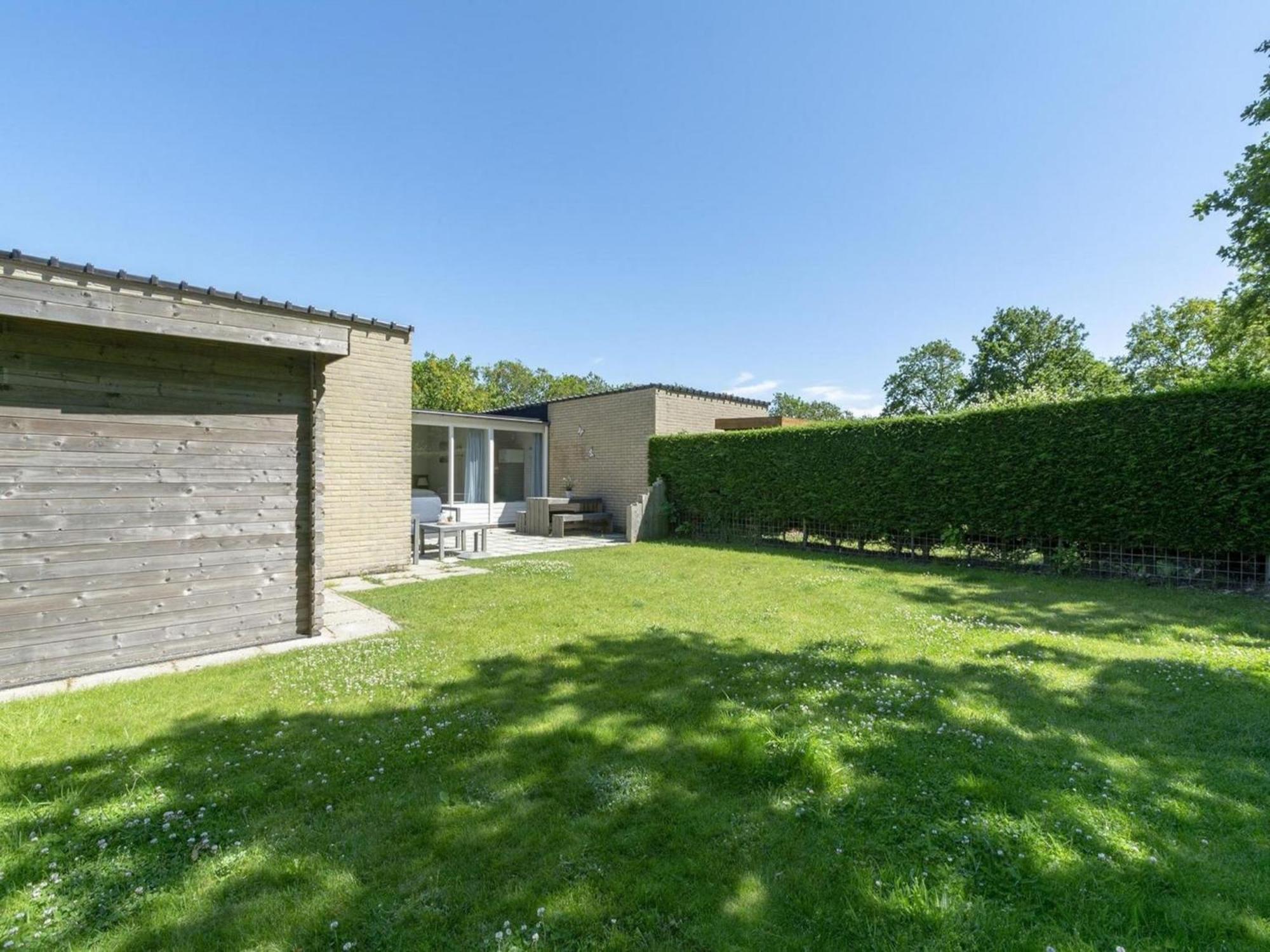 Cozy Bunglow With Garden Sint Maartensvlotbrug Bagian luar foto